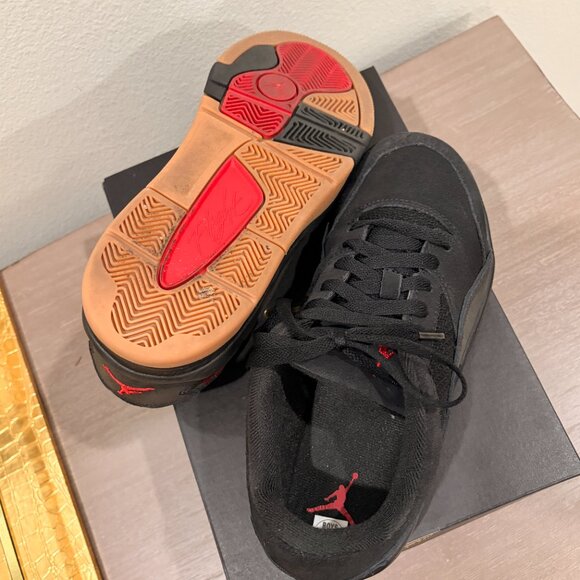 JORDAN FLIGHT COURT (GS) BLACK/VARSITY RED NOIR/VARSITY ROUGE  Like new! Worn on - Picture 6 of 6